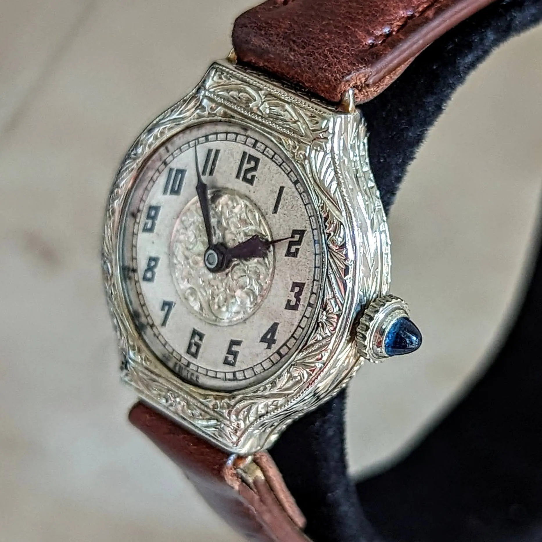 14K GOLD 1920s ART DECO Wristwatch by Erima Watch 15 Jewels 2 ADJ Swiss Made