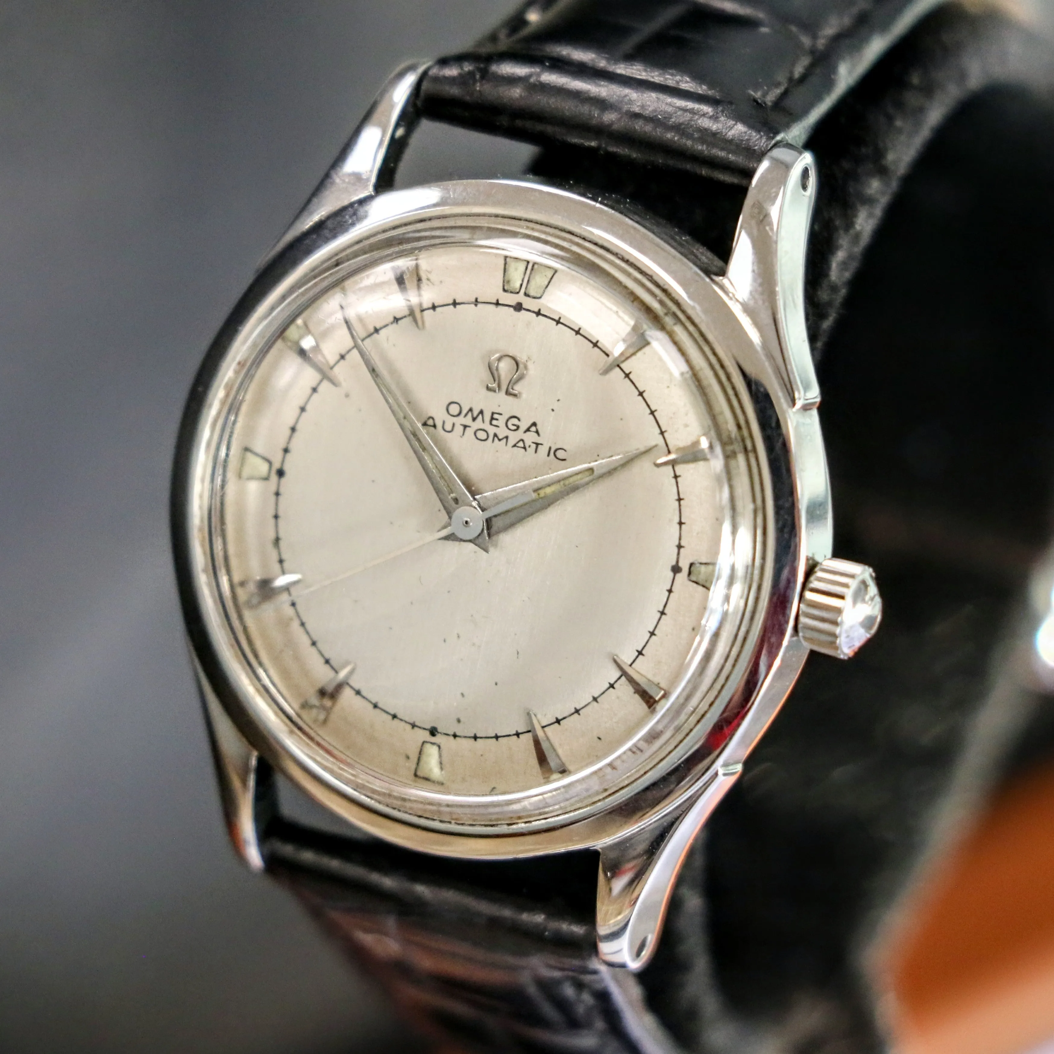 1947 OMEGA Automatic Watch Ref. 2582-3C Cal. 351 Bumper Self-Winding Wristwatch - All SS