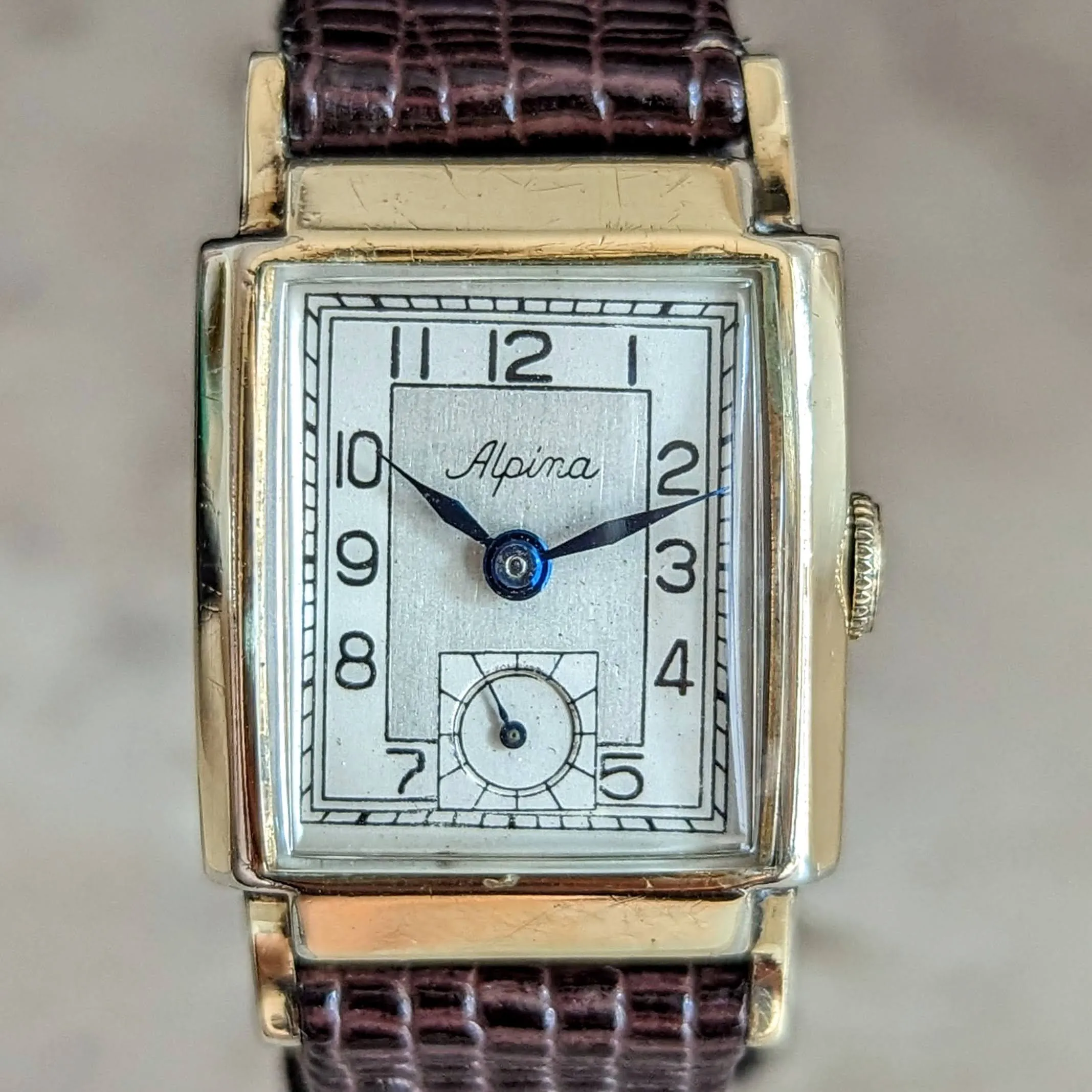 1950s ALPINA Wristwatch 17 Jewels Cal. 566 Swiss Made 10K GF Watch