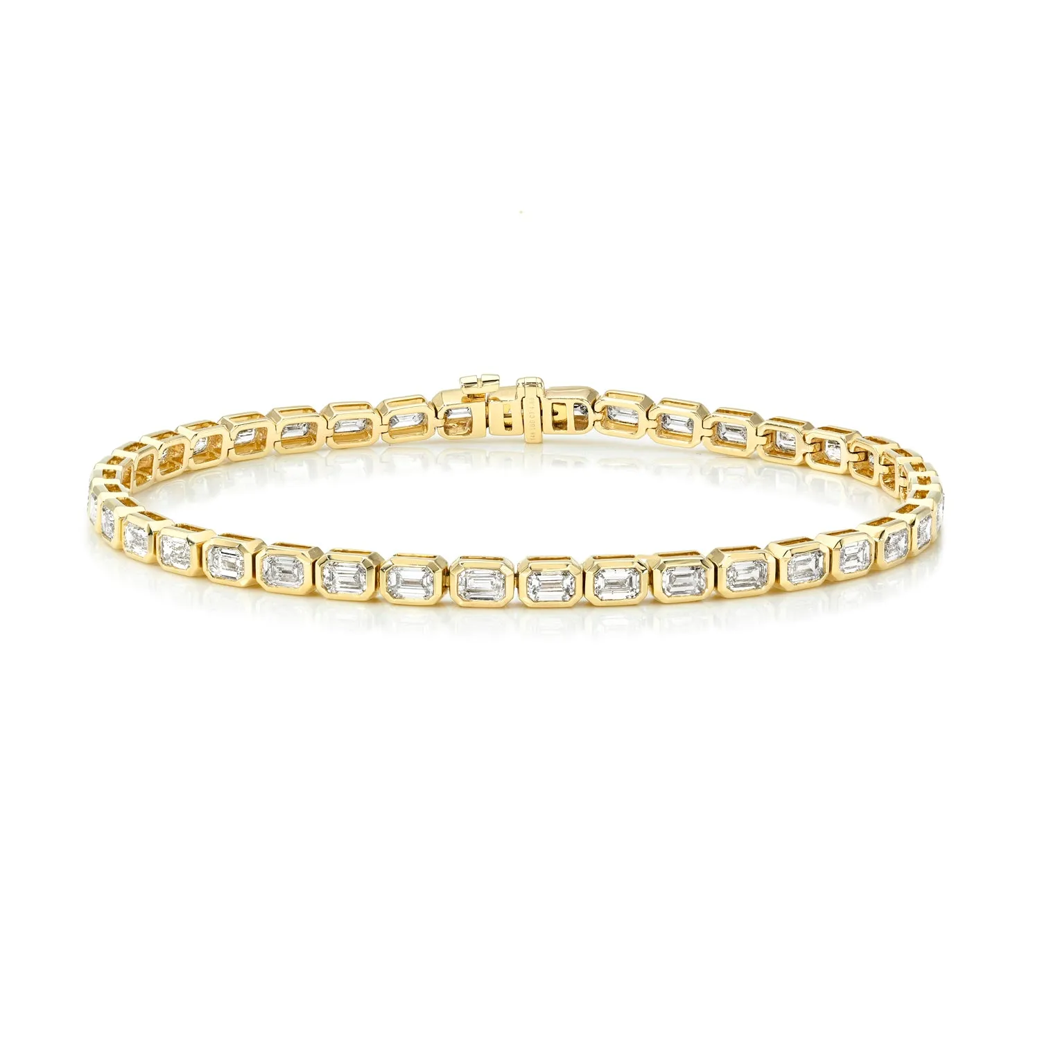 Bezel Emerald Cut Diamond Tennis Bracelet