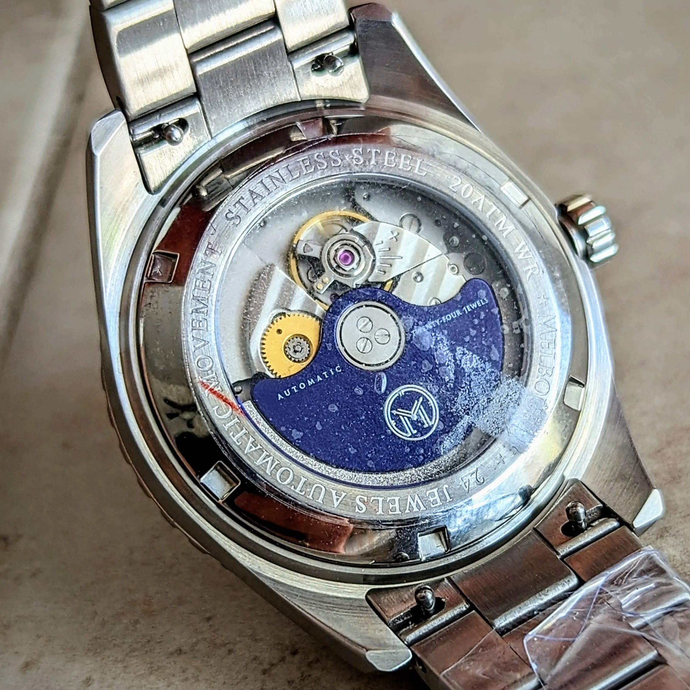 Brand-New! MELBOURNE Chelsea Automatic Watch 200M Dive Wristwatch - Display Back