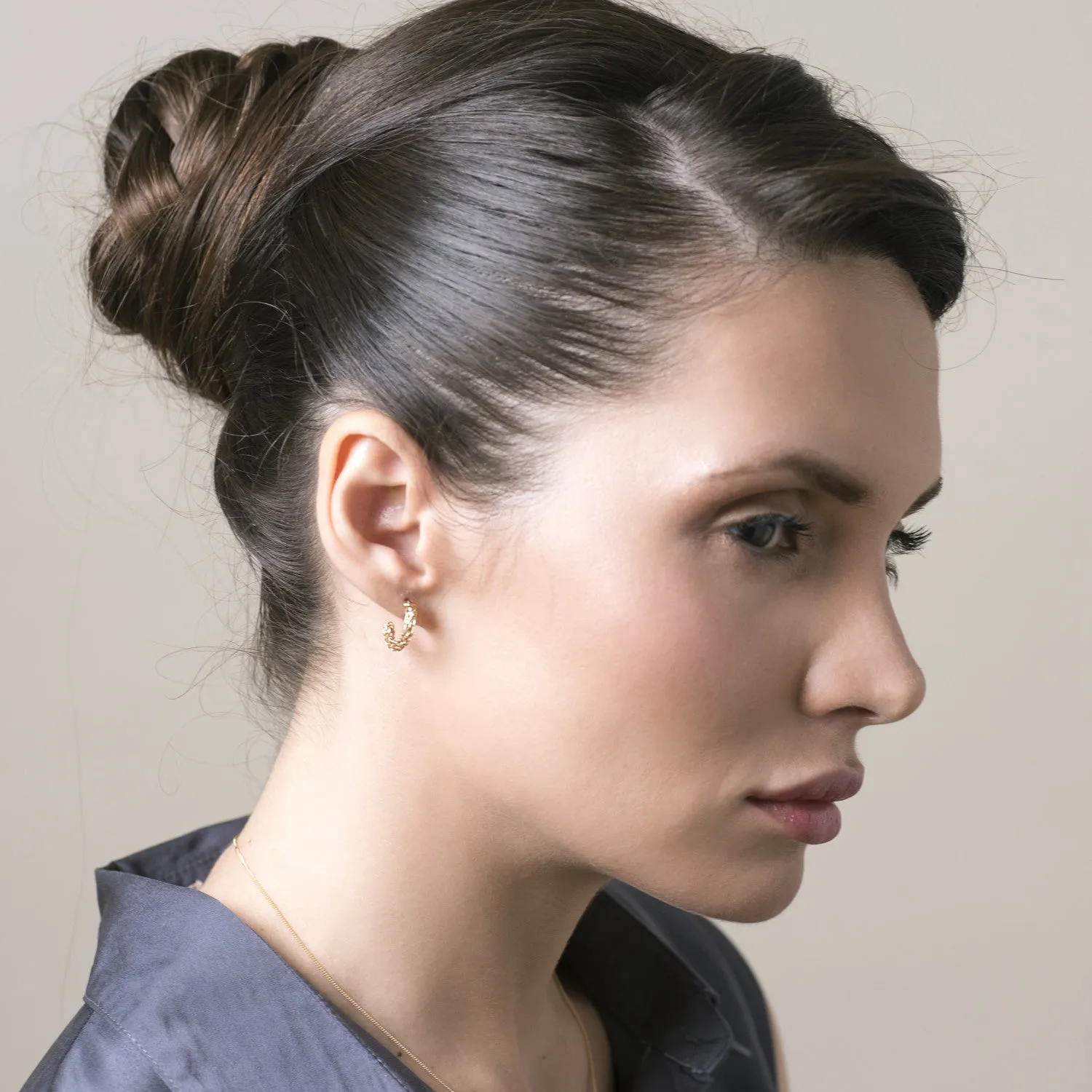 Huggie Earrings - Huggie Hoop Earrings - Gold Huggie Earrings - Huggie hoops in Gold